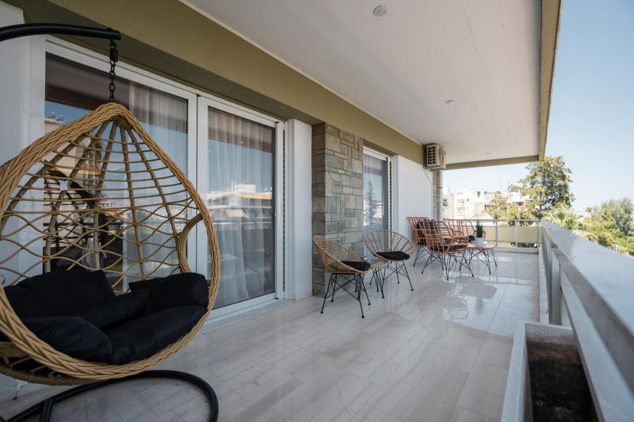 Luxury 4 Bedrooms Apartment Near Flisvos Marina Pireus Exteriör bild