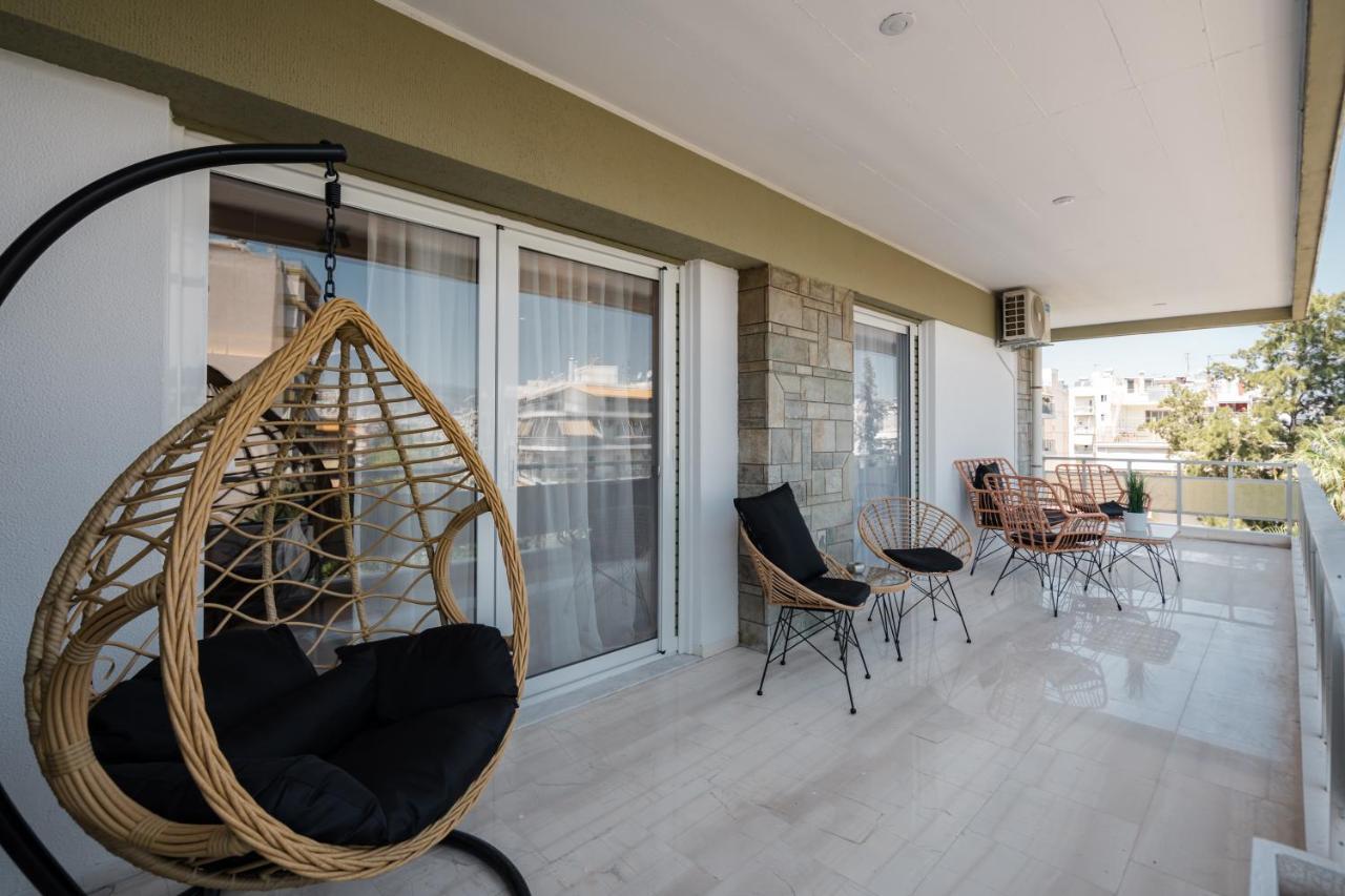 Luxury 4 Bedrooms Apartment Near Flisvos Marina Pireus Exteriör bild