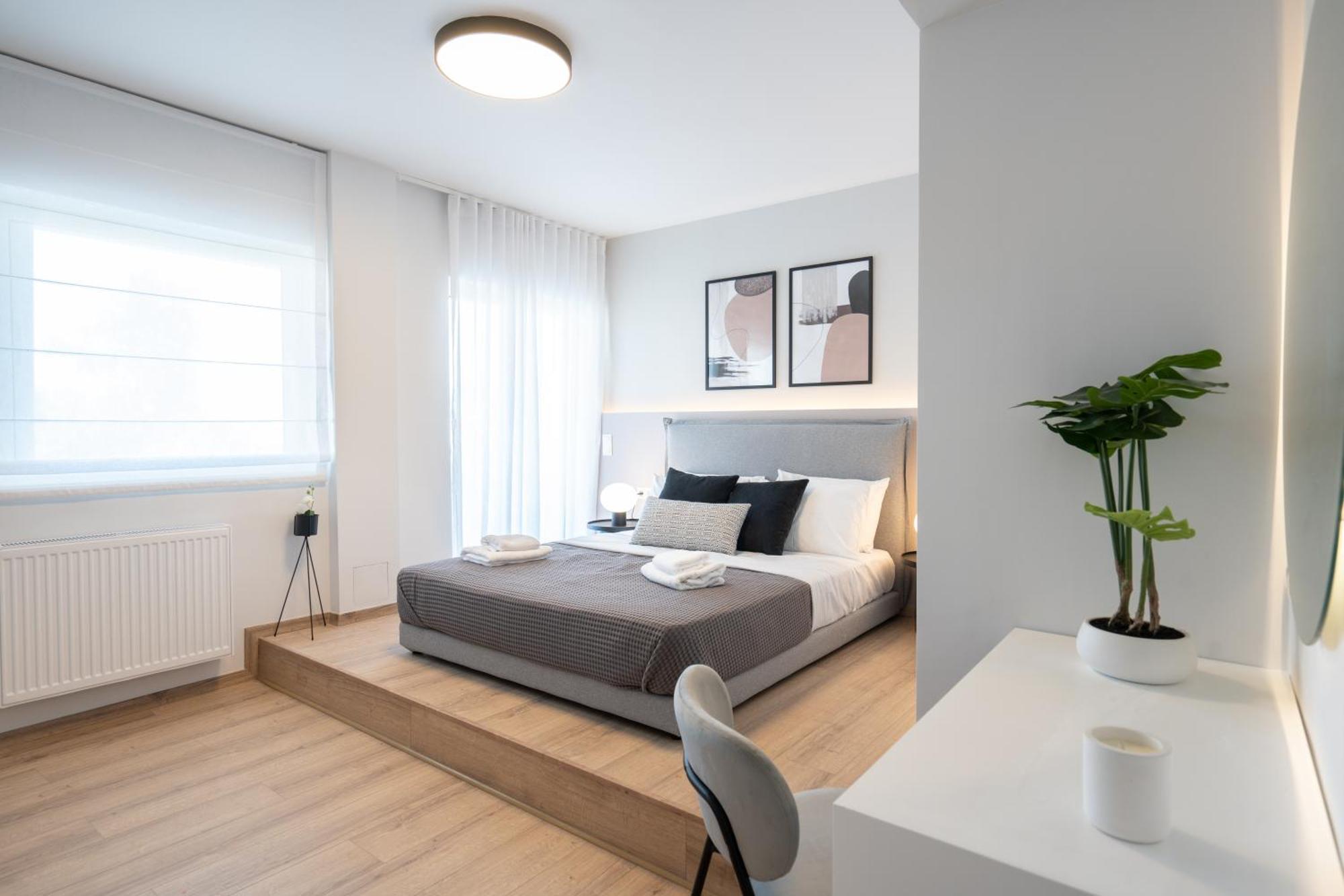 Luxury 4 Bedrooms Apartment Near Flisvos Marina Pireus Exteriör bild