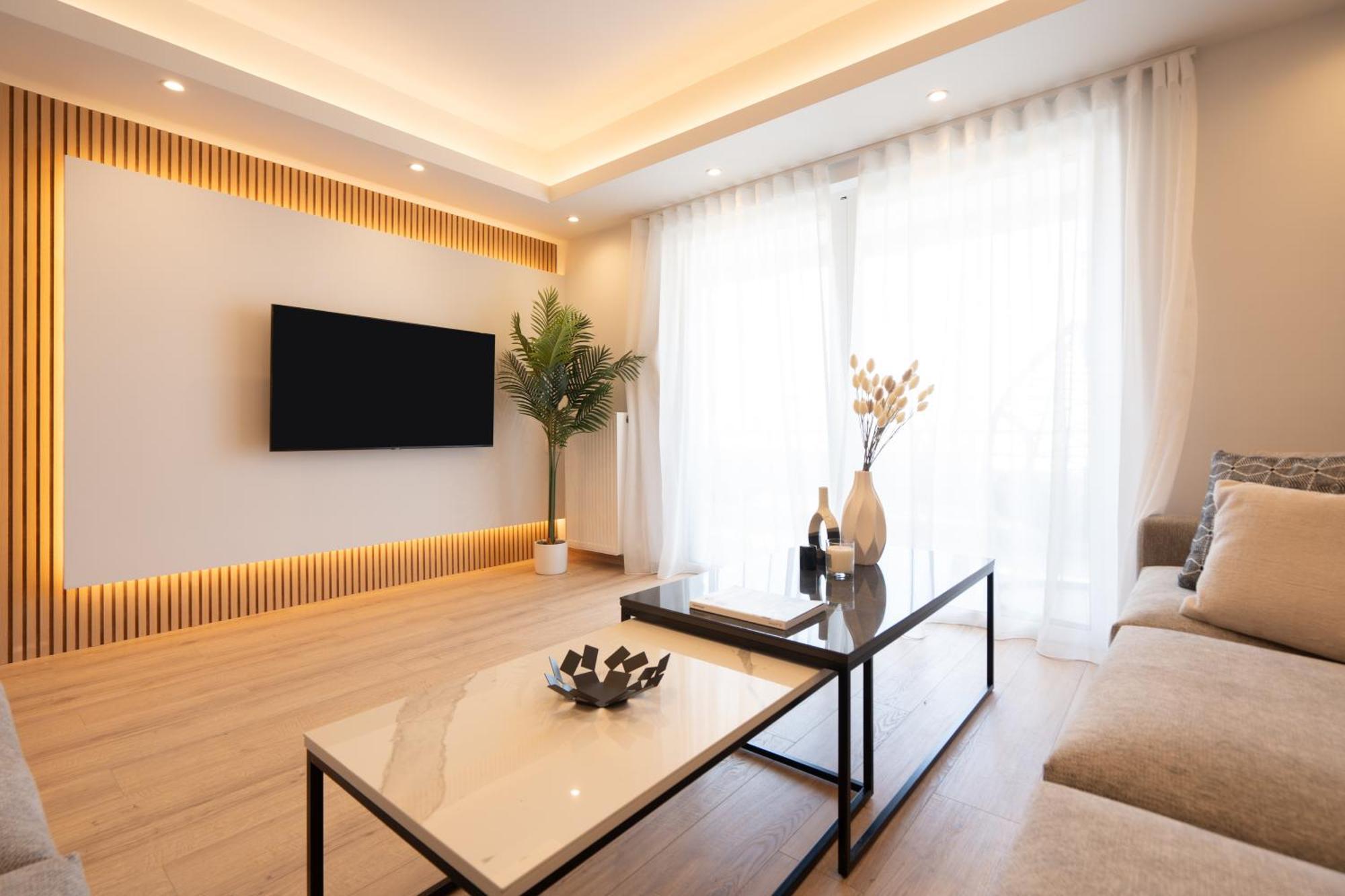 Luxury 4 Bedrooms Apartment Near Flisvos Marina Pireus Exteriör bild