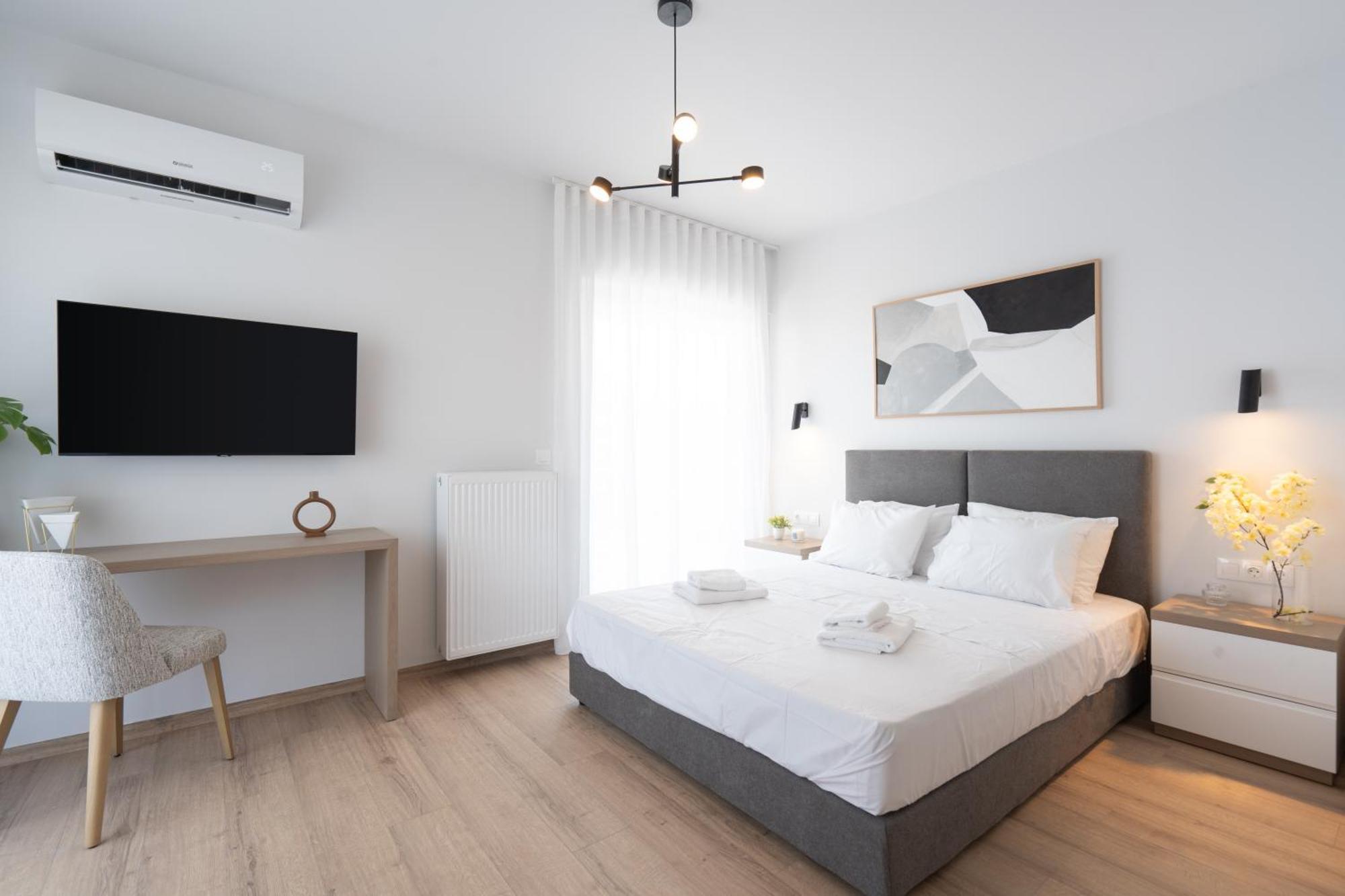 Luxury 4 Bedrooms Apartment Near Flisvos Marina Pireus Exteriör bild